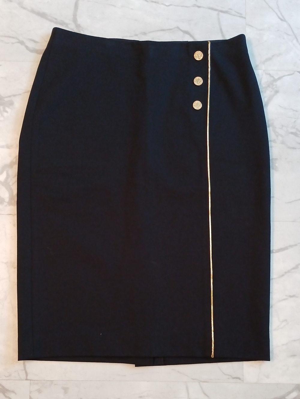 Anne Klein Black Pencil Skirt with Gold Crest Lion Buttons Small